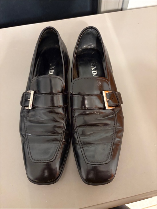 Men\'s Prada Black Leather Buckle Loafers